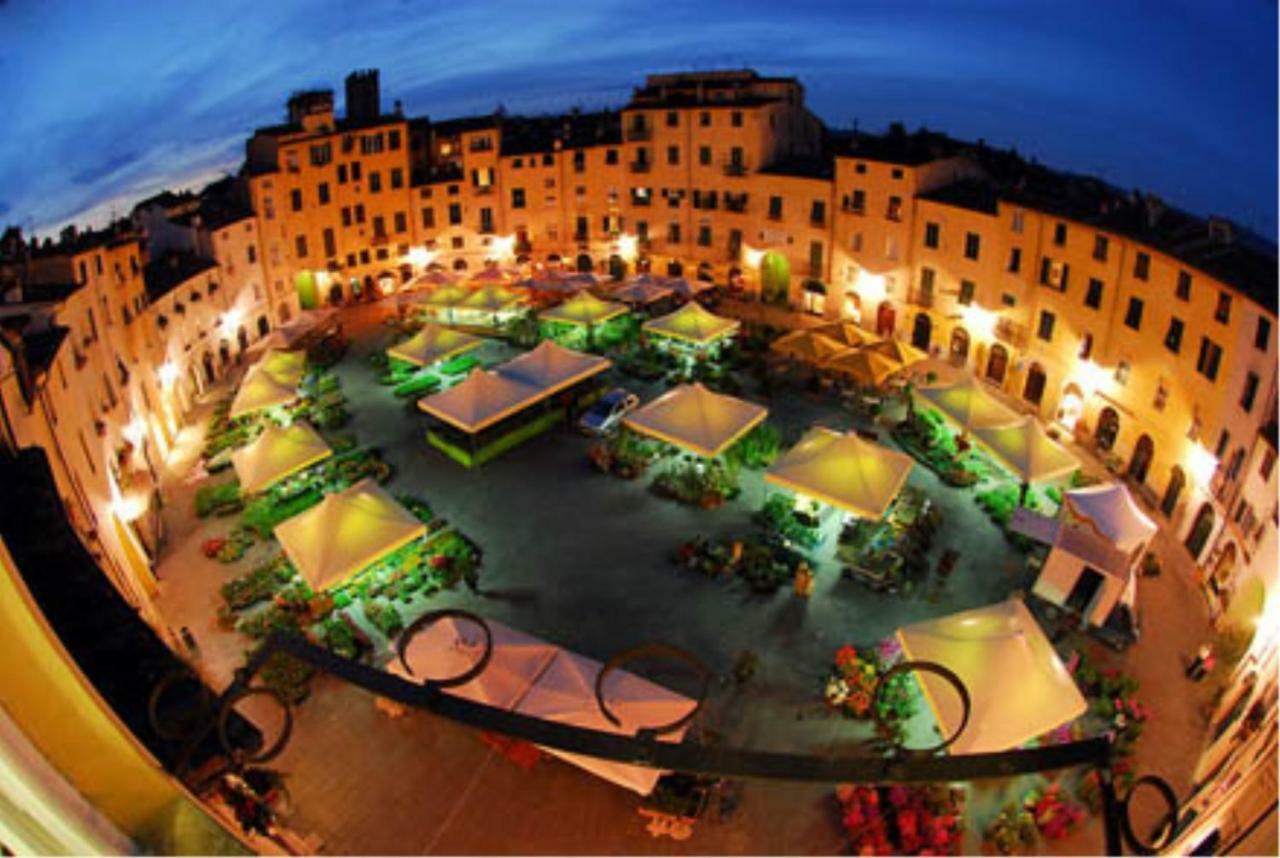 Ferienwohnung Il Glicine Di Lucca Exterior foto