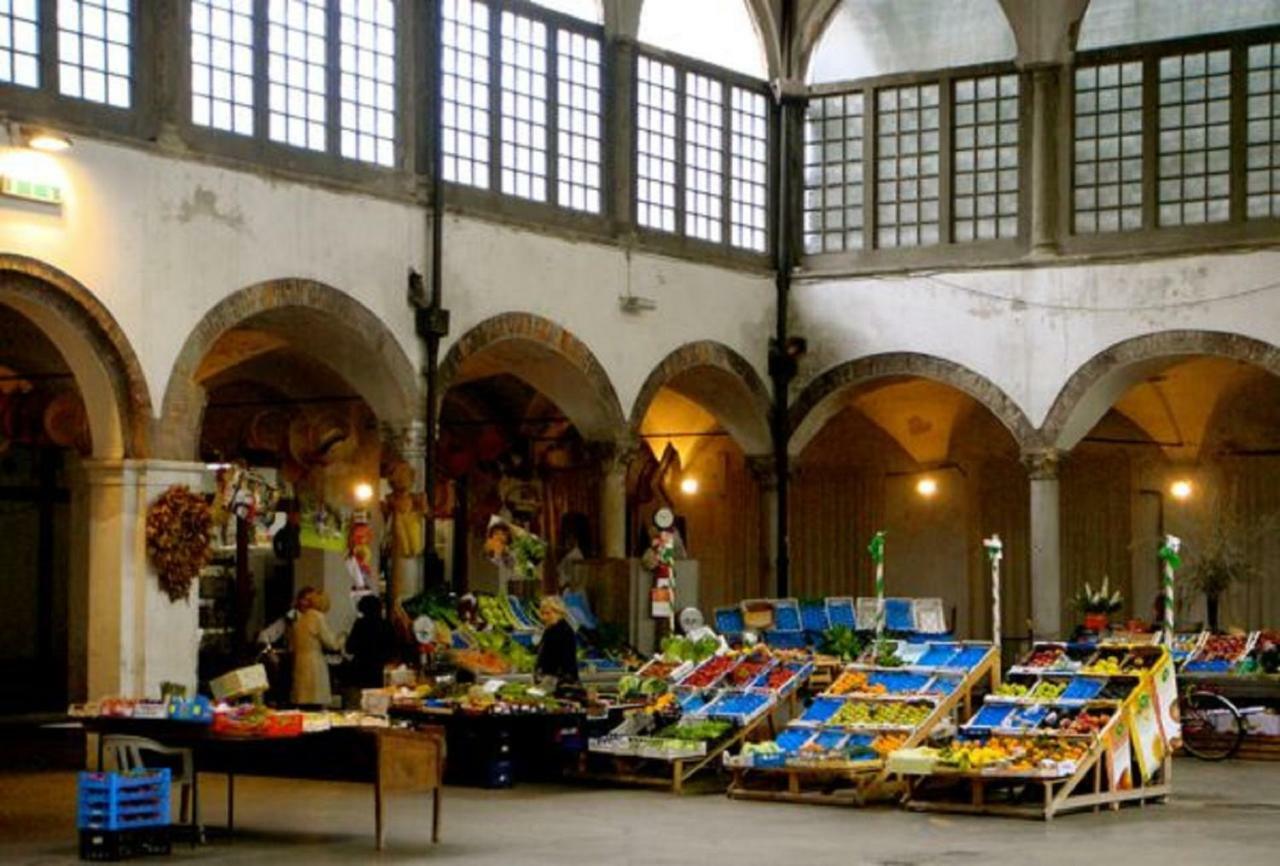 Ferienwohnung Il Glicine Di Lucca Exterior foto